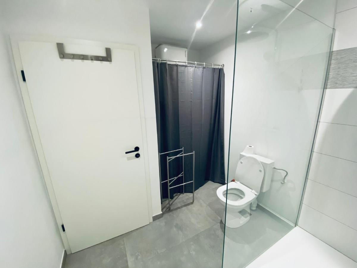 100% Renovated - Quiet Appartment Лиеж Екстериор снимка