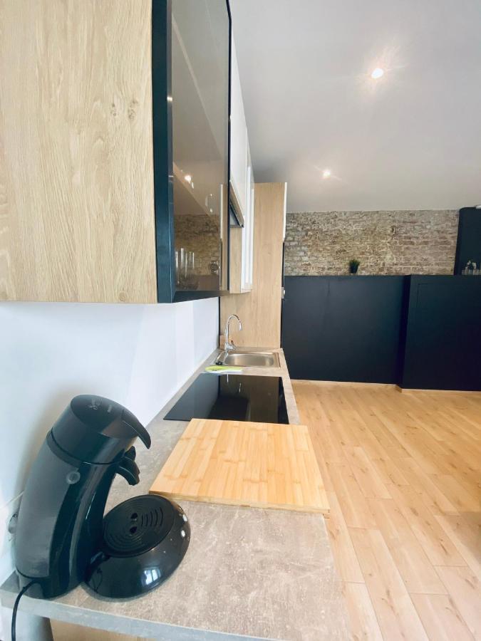 100% Renovated - Quiet Appartment Лиеж Екстериор снимка