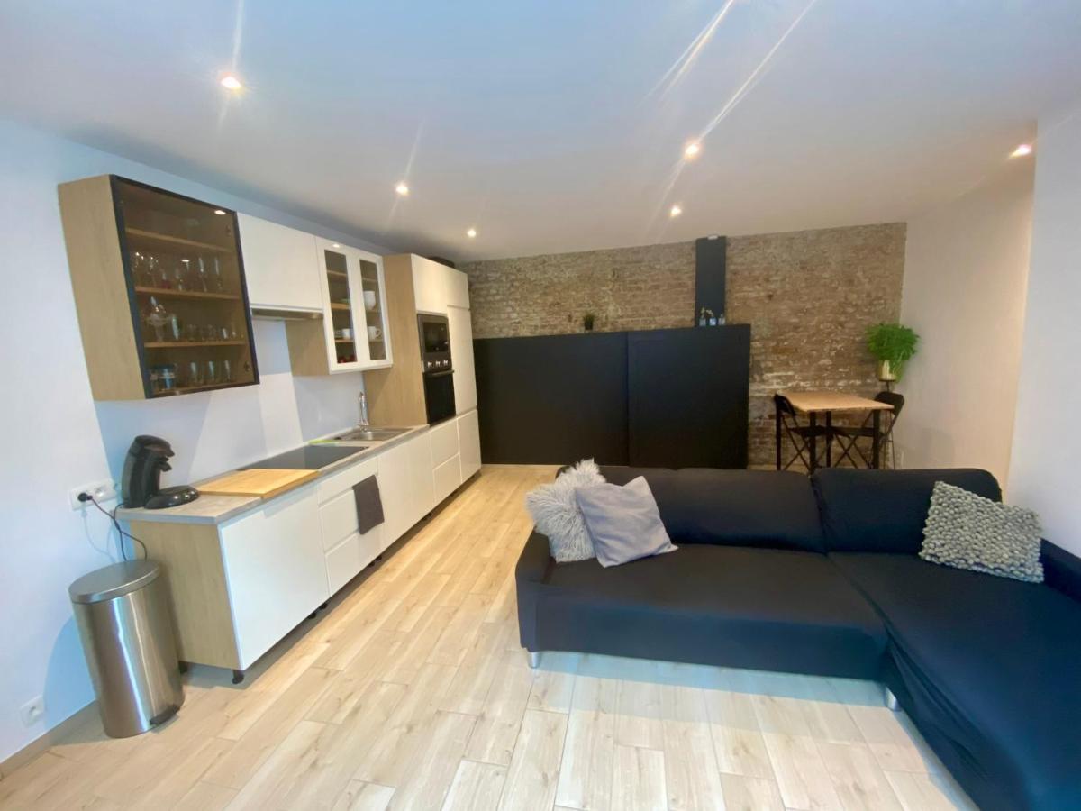 100% Renovated - Quiet Appartment Лиеж Екстериор снимка